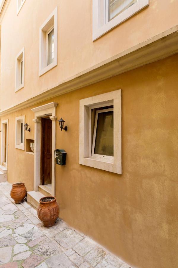 Stylish Old Town Apartments Corfu  Exterior photo